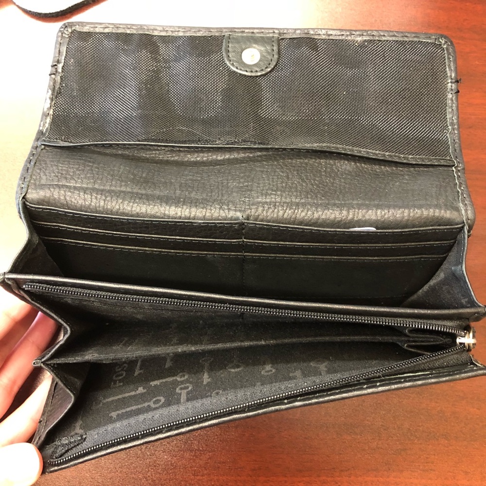 Fossil Wallet - Picture 4 of 6